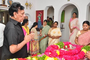Celebrities Pay Homage to Mada Venkateswara Rao